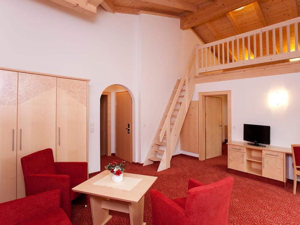 Erlebnishotel Kitzbuehler Horn Oberndorf in Tirol Dış mekan fotoğraf